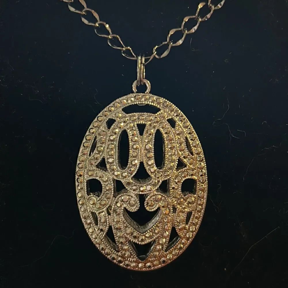 NEW Macys Ballet Necklace - Picture 3 of 5